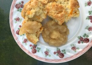 Read more about the article The #1 Best Cheddar Scones
